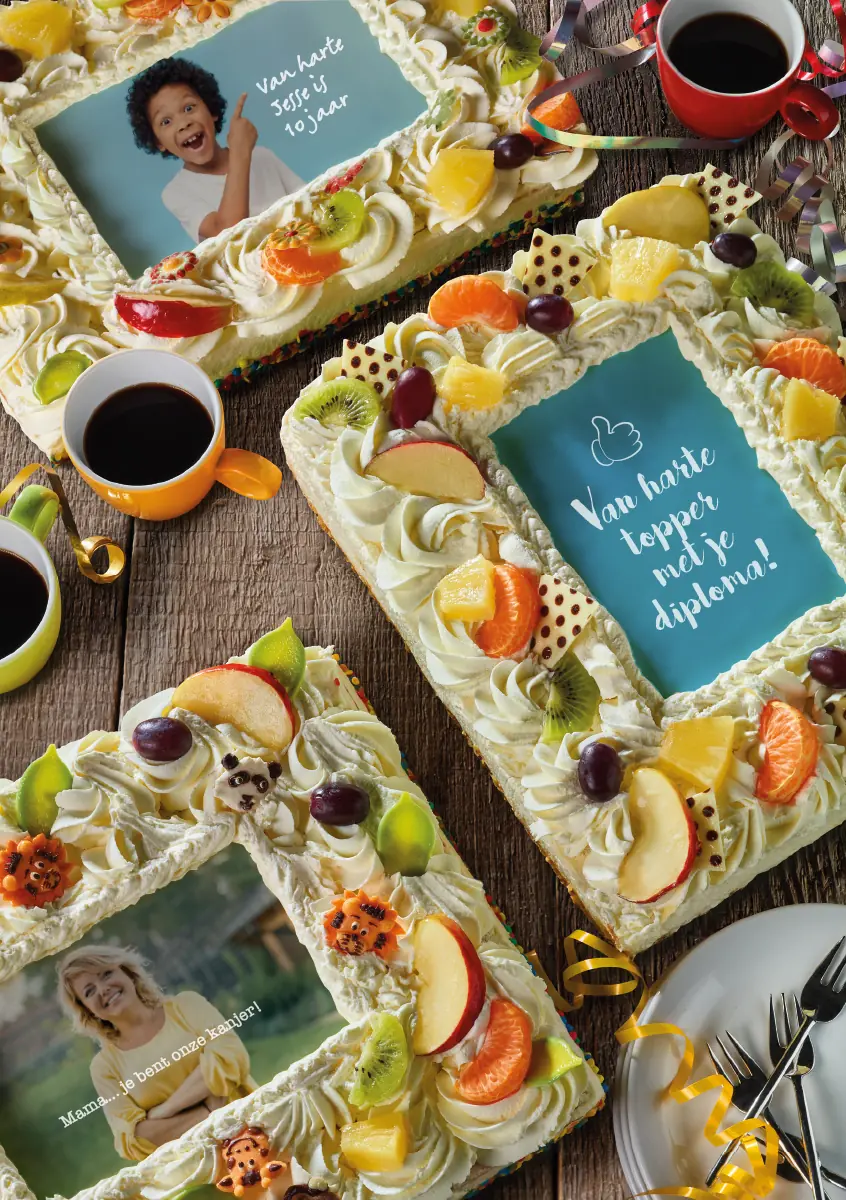 Fototaarten met eigen foto’s, versierd met fruit en slagroom